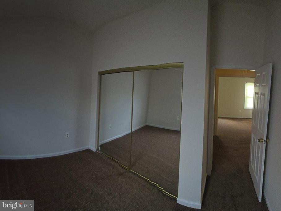 ENTERPRISE KNOLLS - Residential Lease