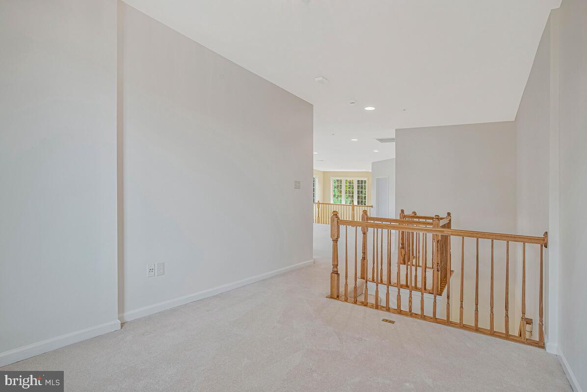 SNOWDEN OVERLOOK - Residential