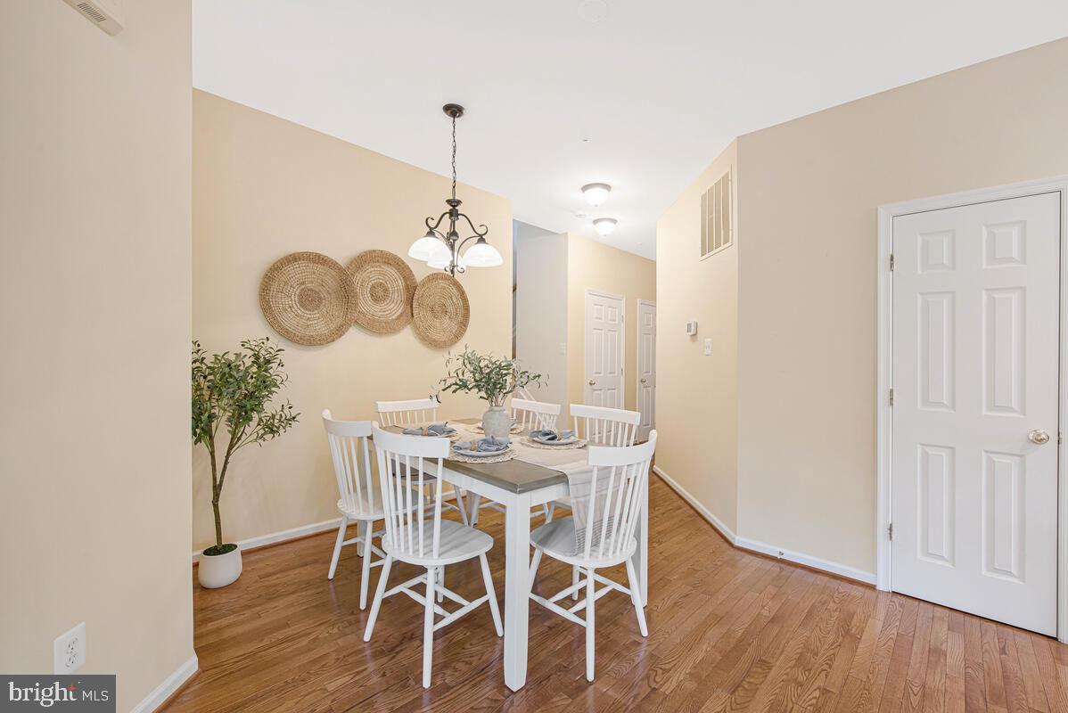 SNOWDEN OVERLOOK - Residential