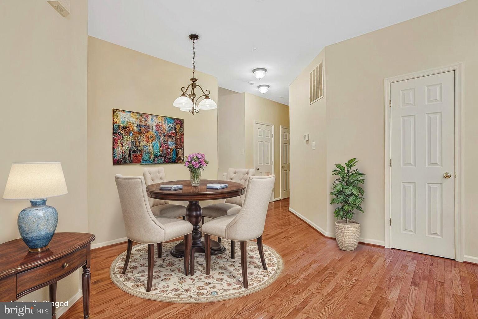 SNOWDEN OVERLOOK - Residential