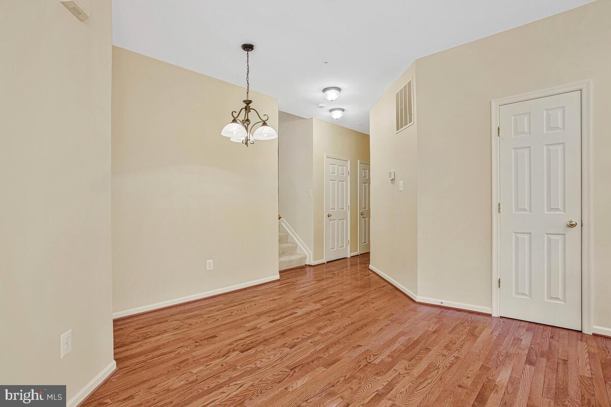 SNOWDEN OVERLOOK - Residential