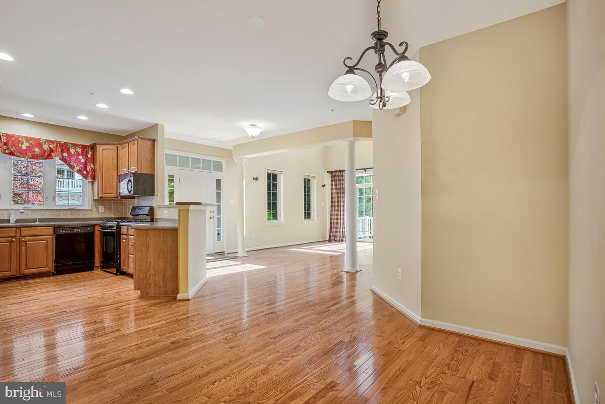 SNOWDEN OVERLOOK - Residential