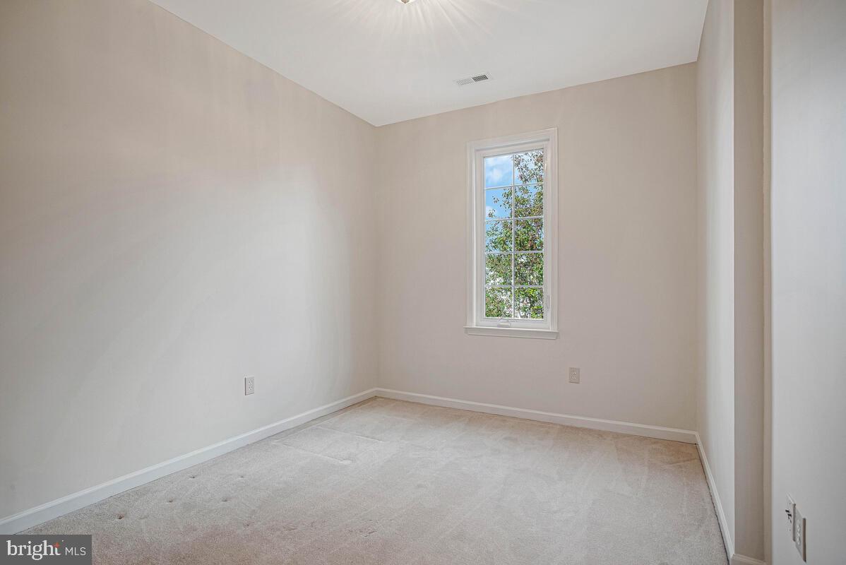 SNOWDEN OVERLOOK - Residential