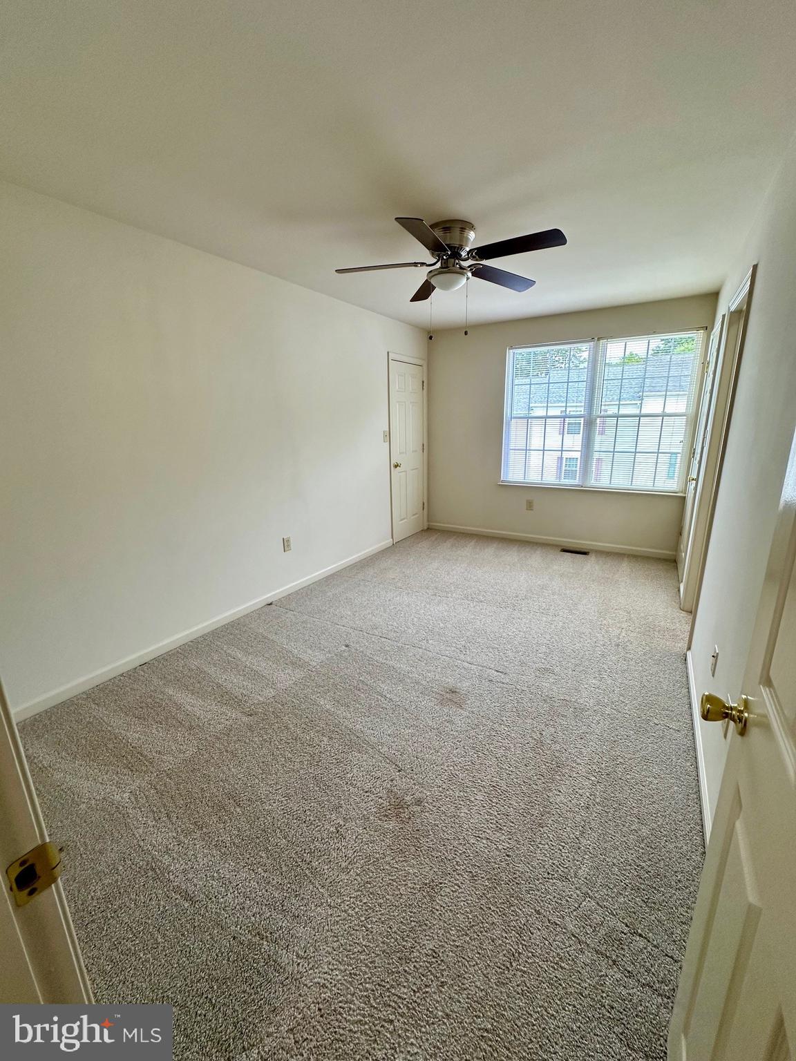 BELLS RUN - Residential Lease