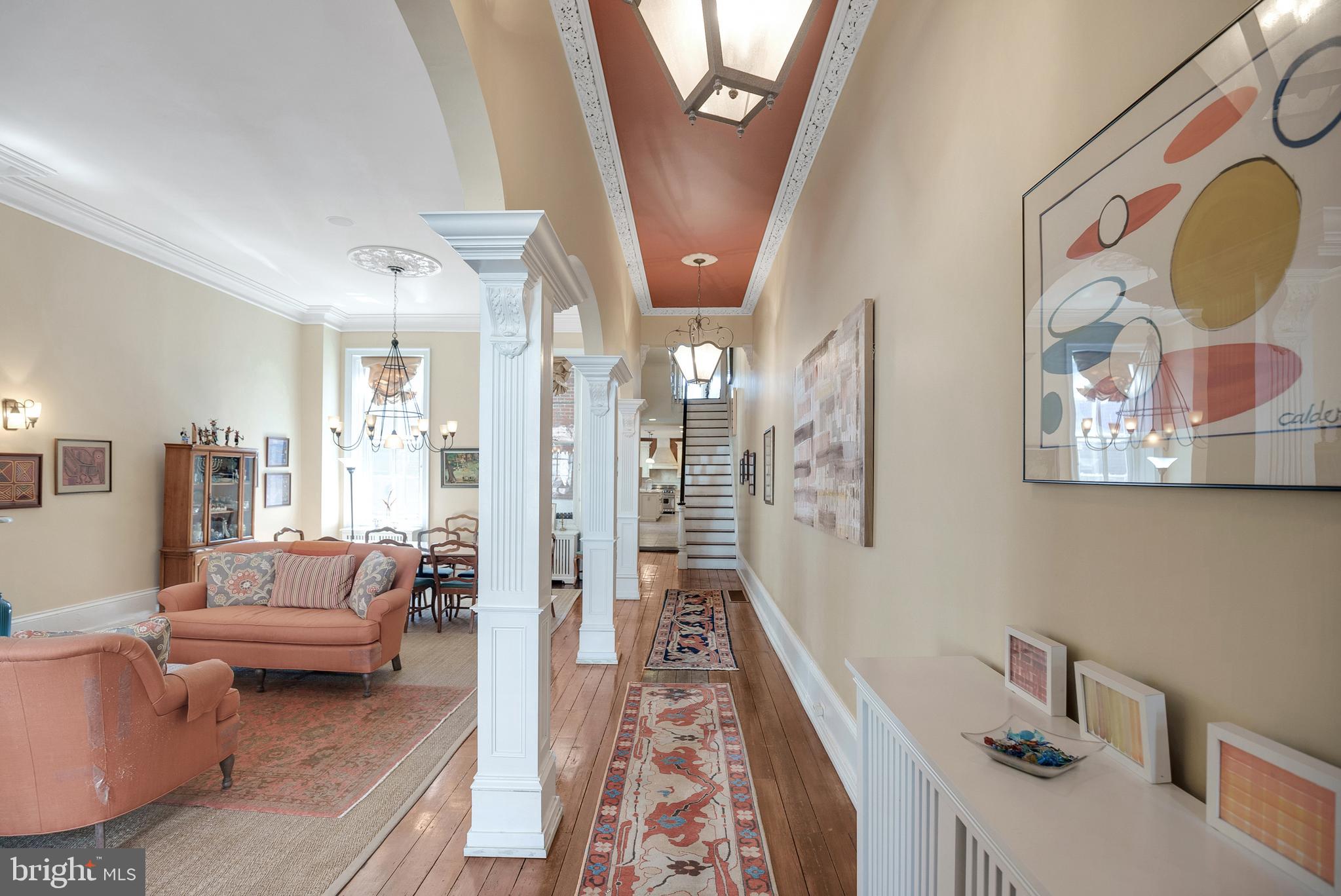 SOCIETY HILL - Residential