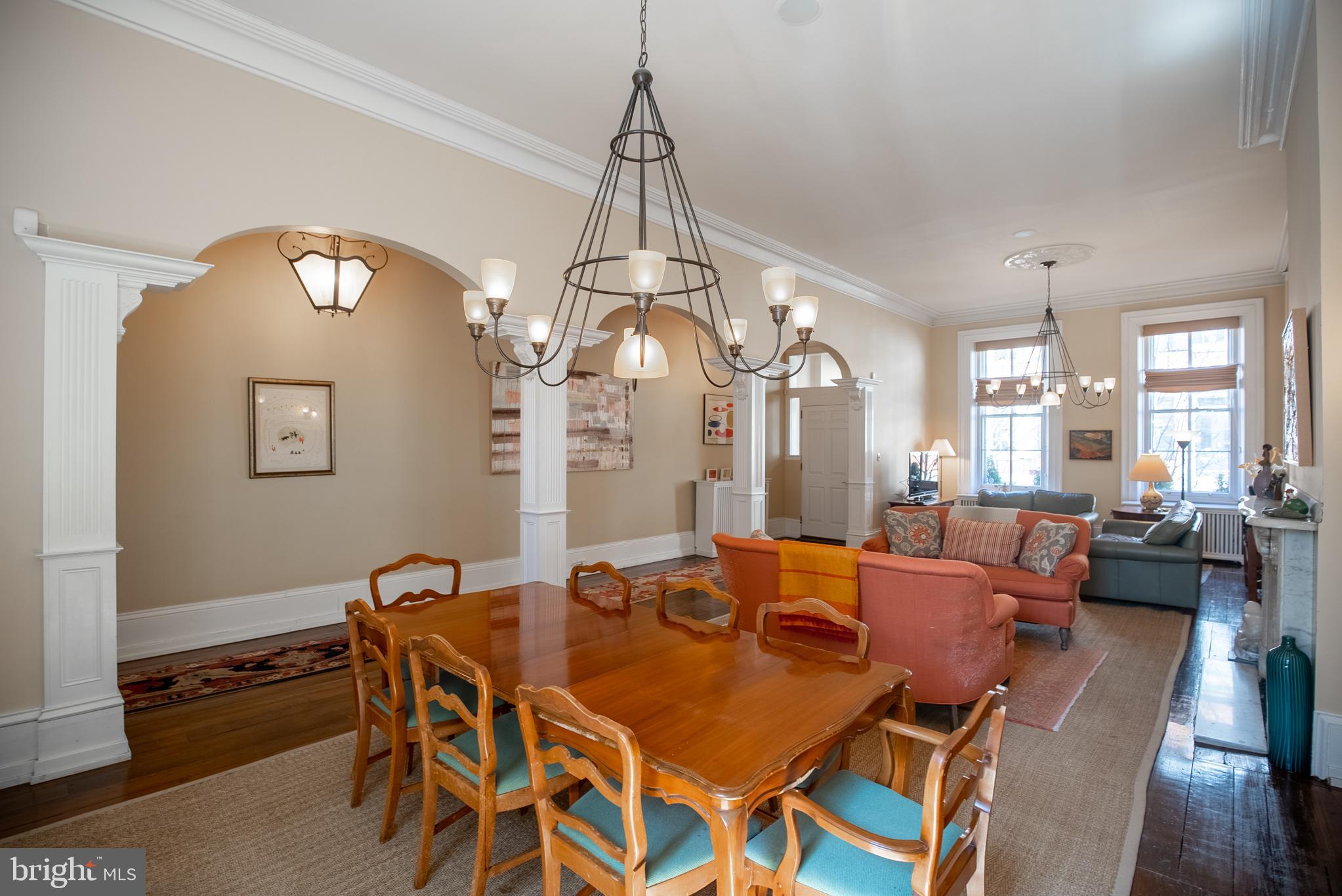 SOCIETY HILL - Residential