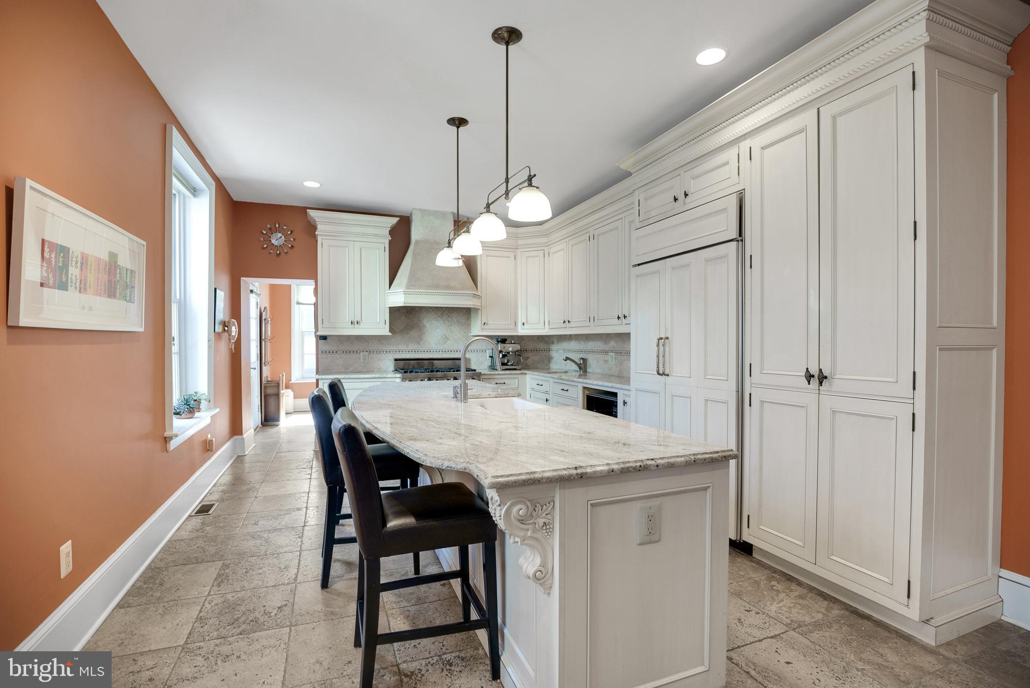 SOCIETY HILL - Residential