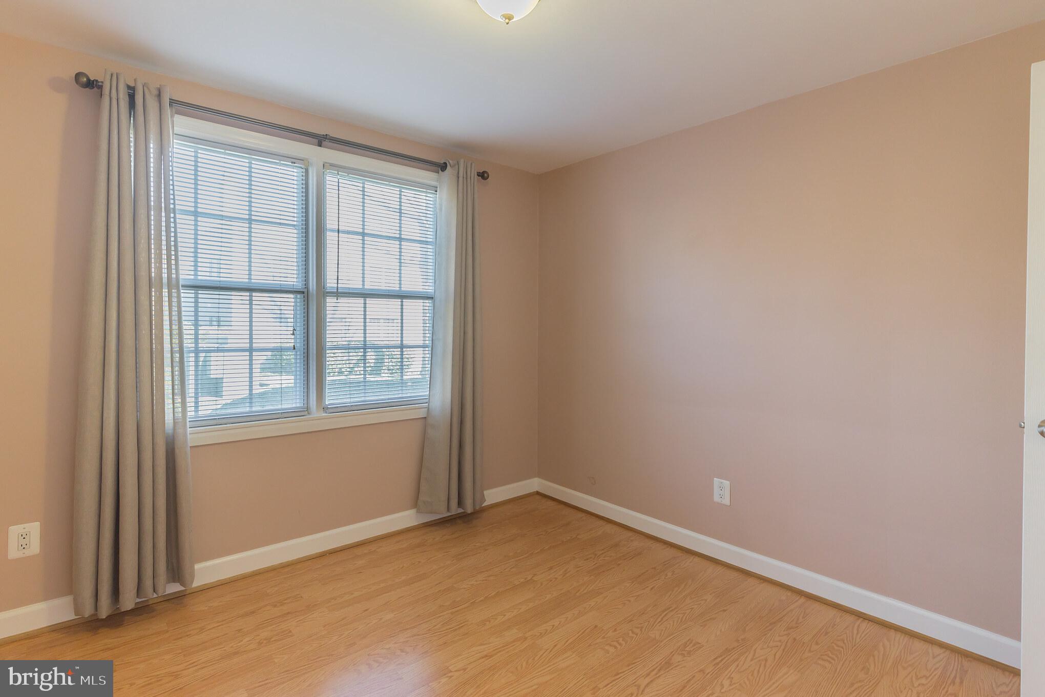 PARK GLEN - Residential Lease