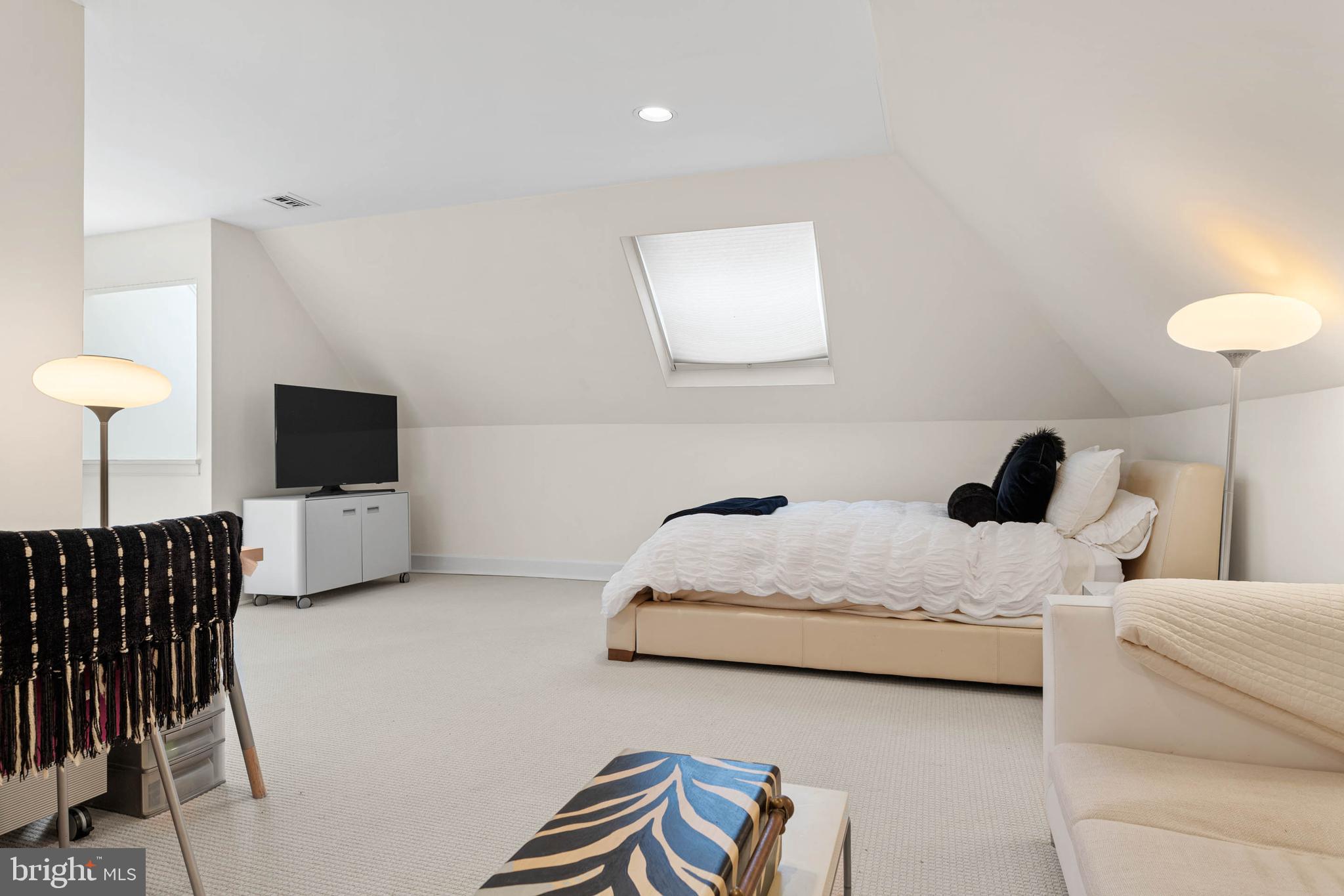 ARONIMINK - Residential