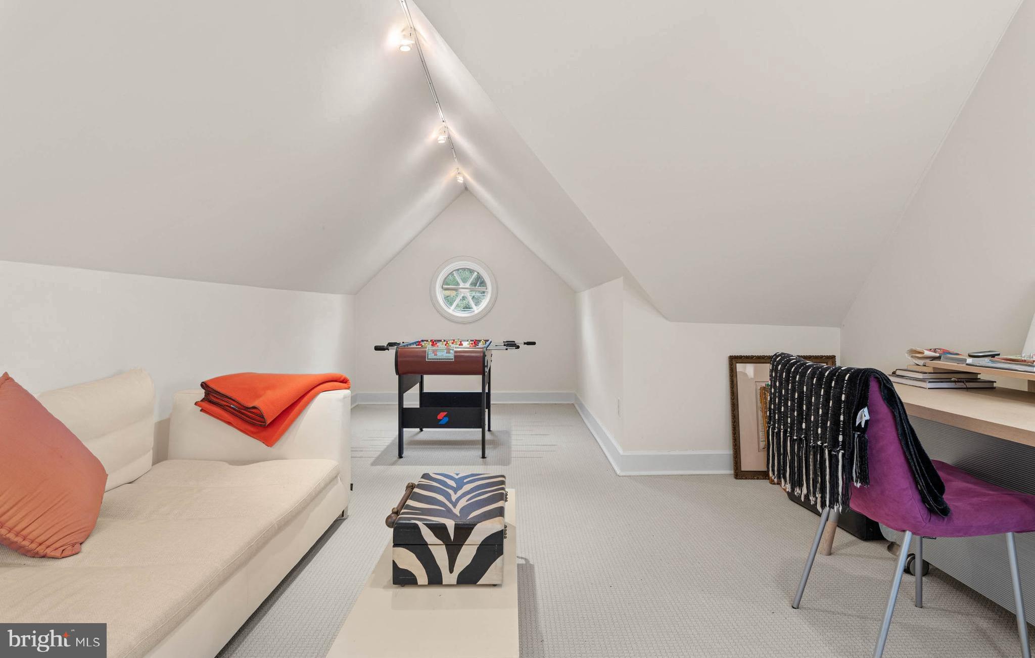 ARONIMINK - Residential