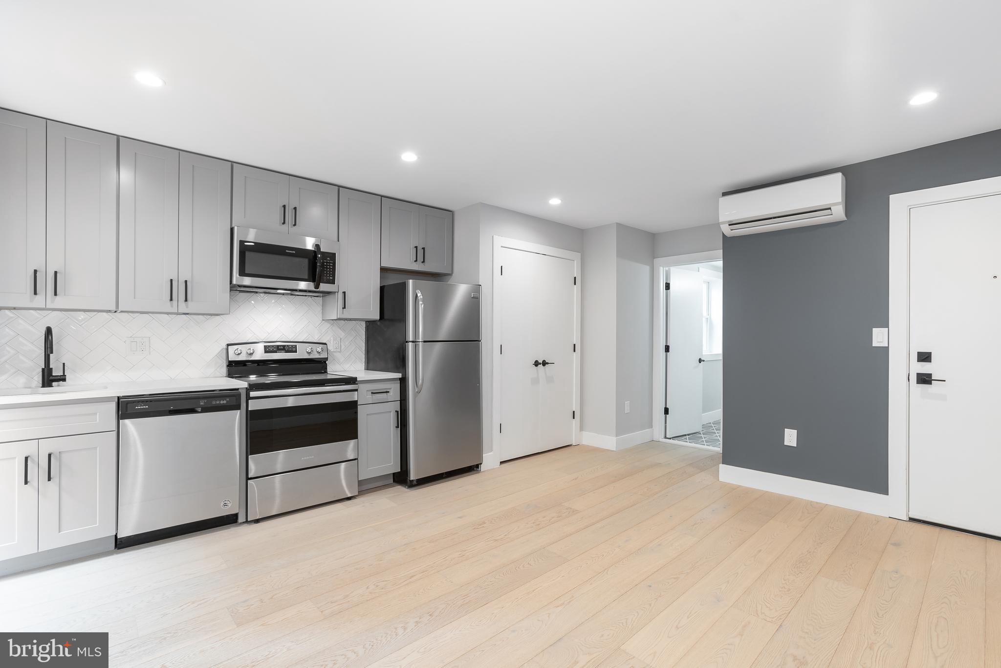 RITTENHOUSE SQUARE - Residential Lease