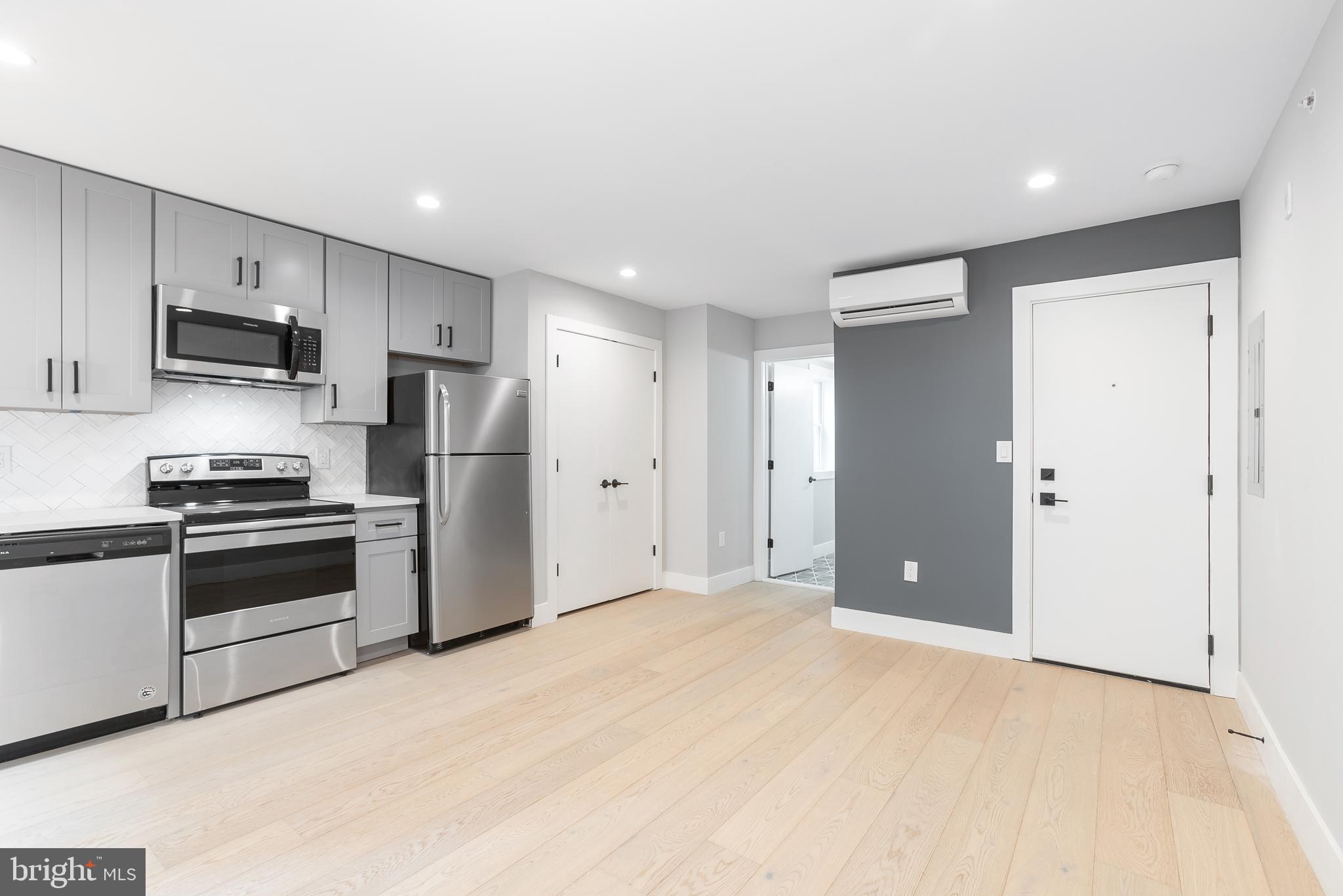 RITTENHOUSE SQUARE - Residential Lease