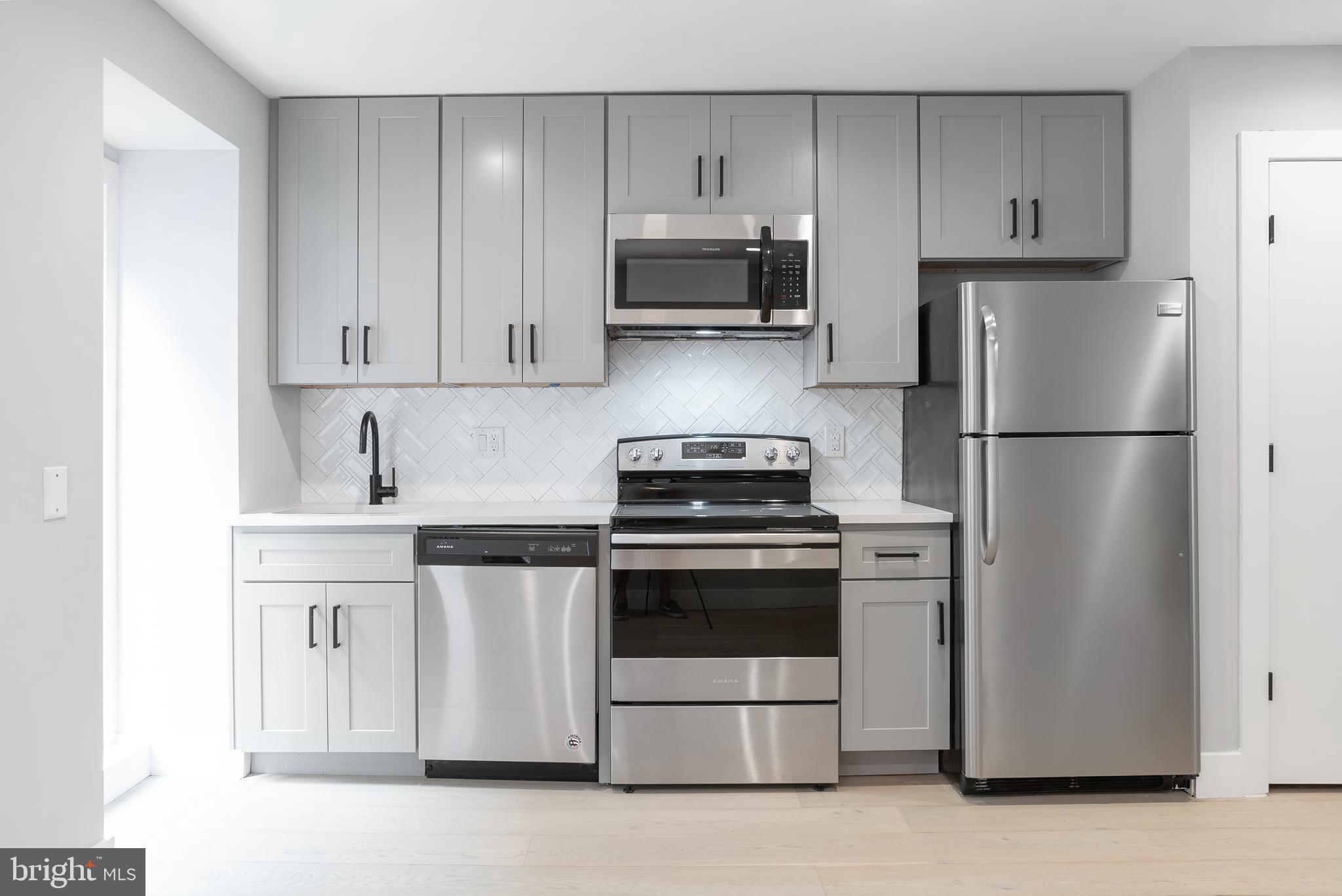 RITTENHOUSE SQUARE - Residential Lease