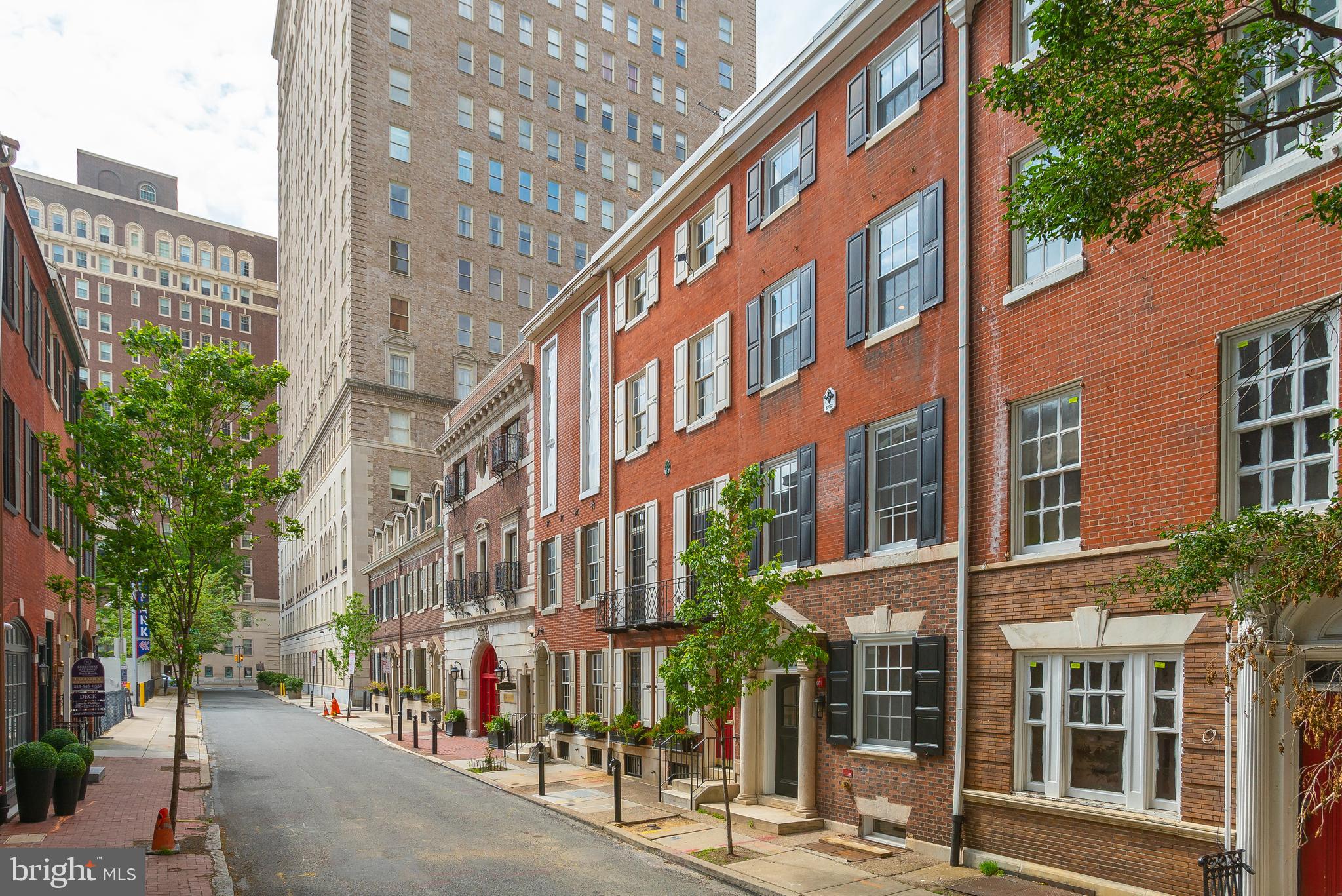 RITTENHOUSE SQUARE - Residential Lease