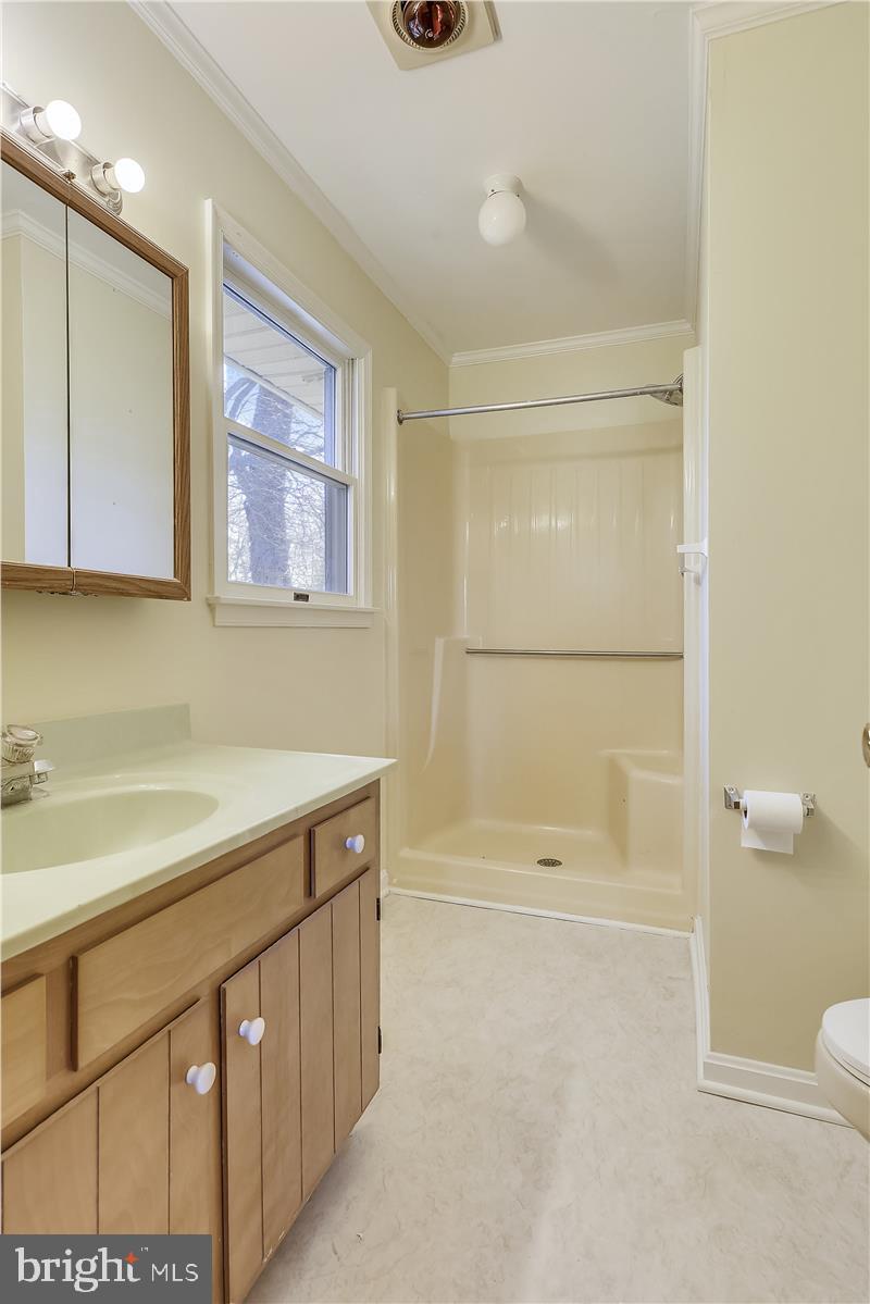 CHESTER HARBOR - Residential