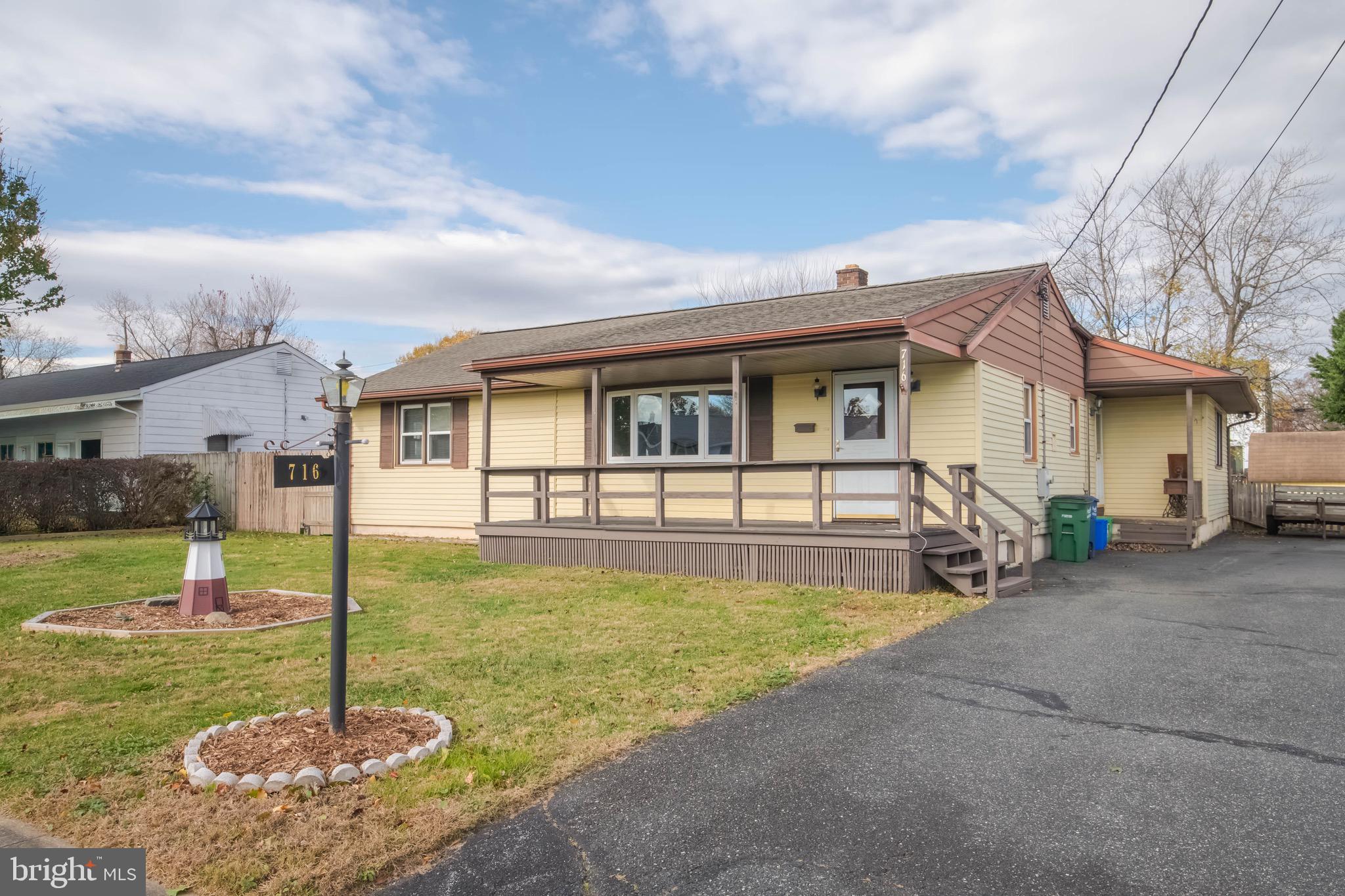 HILLSDALE - Residential