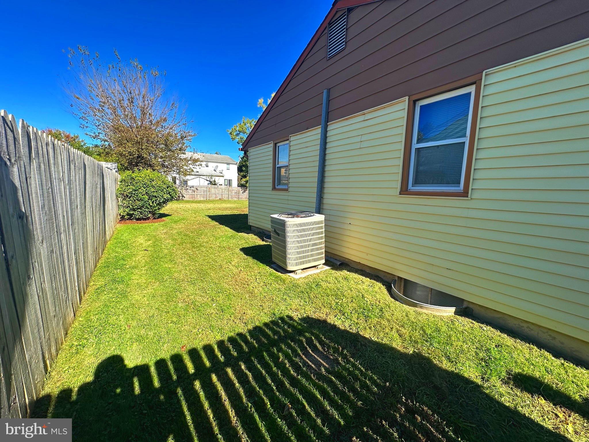 HILLSDALE - Residential