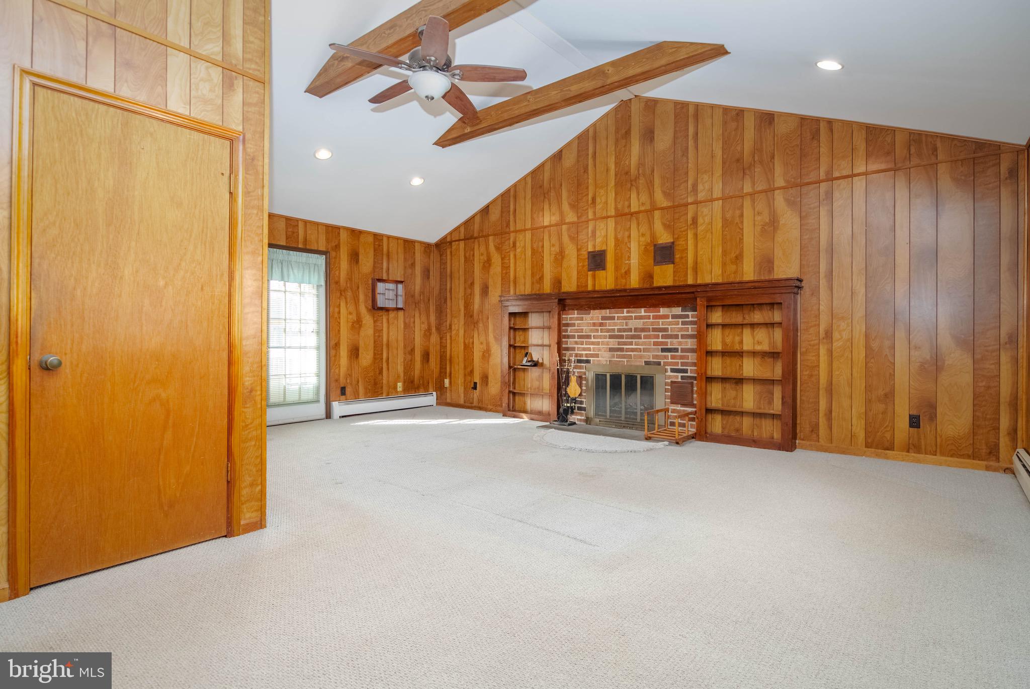 HILLSDALE - Residential