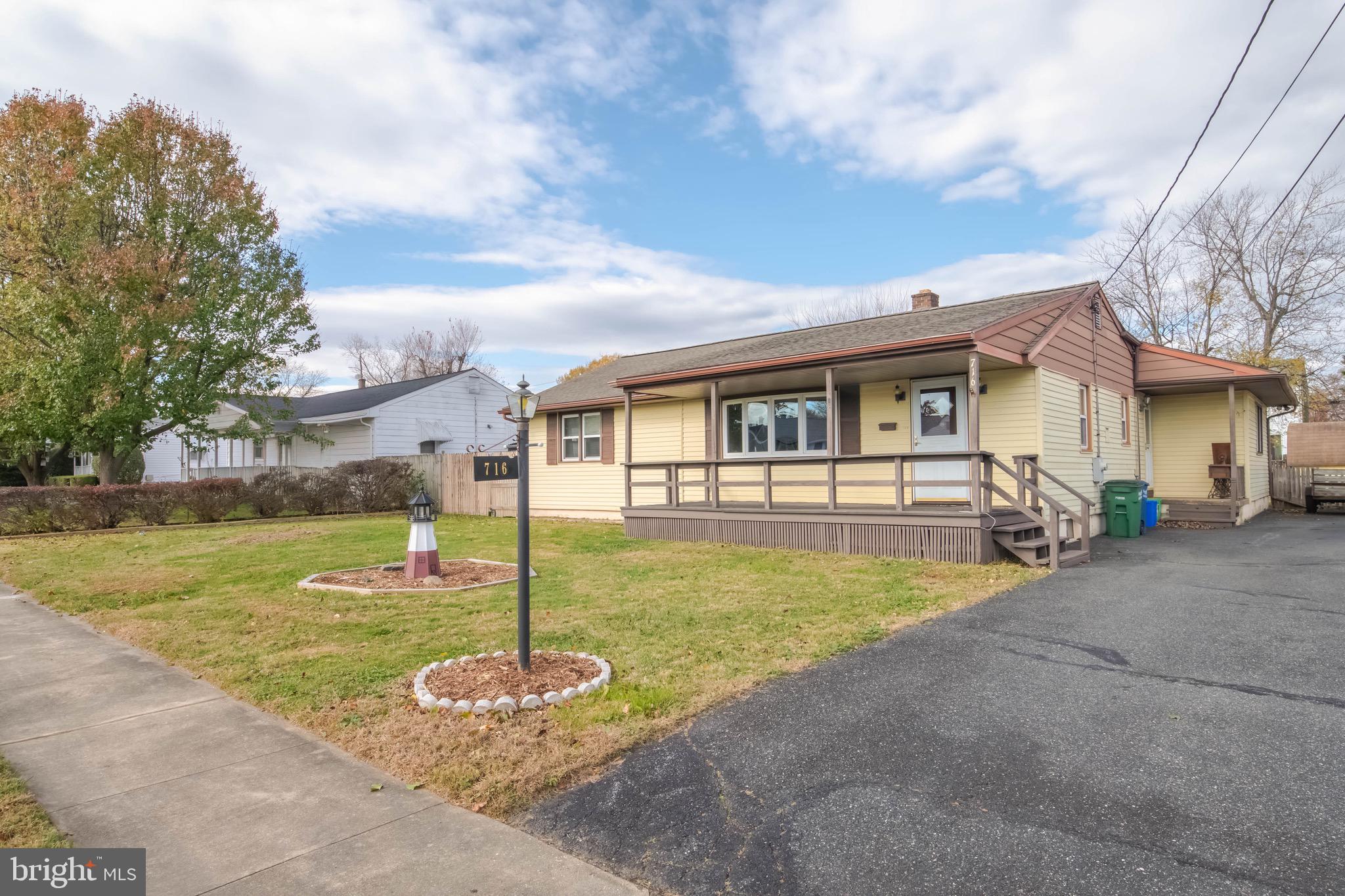 HILLSDALE - Residential