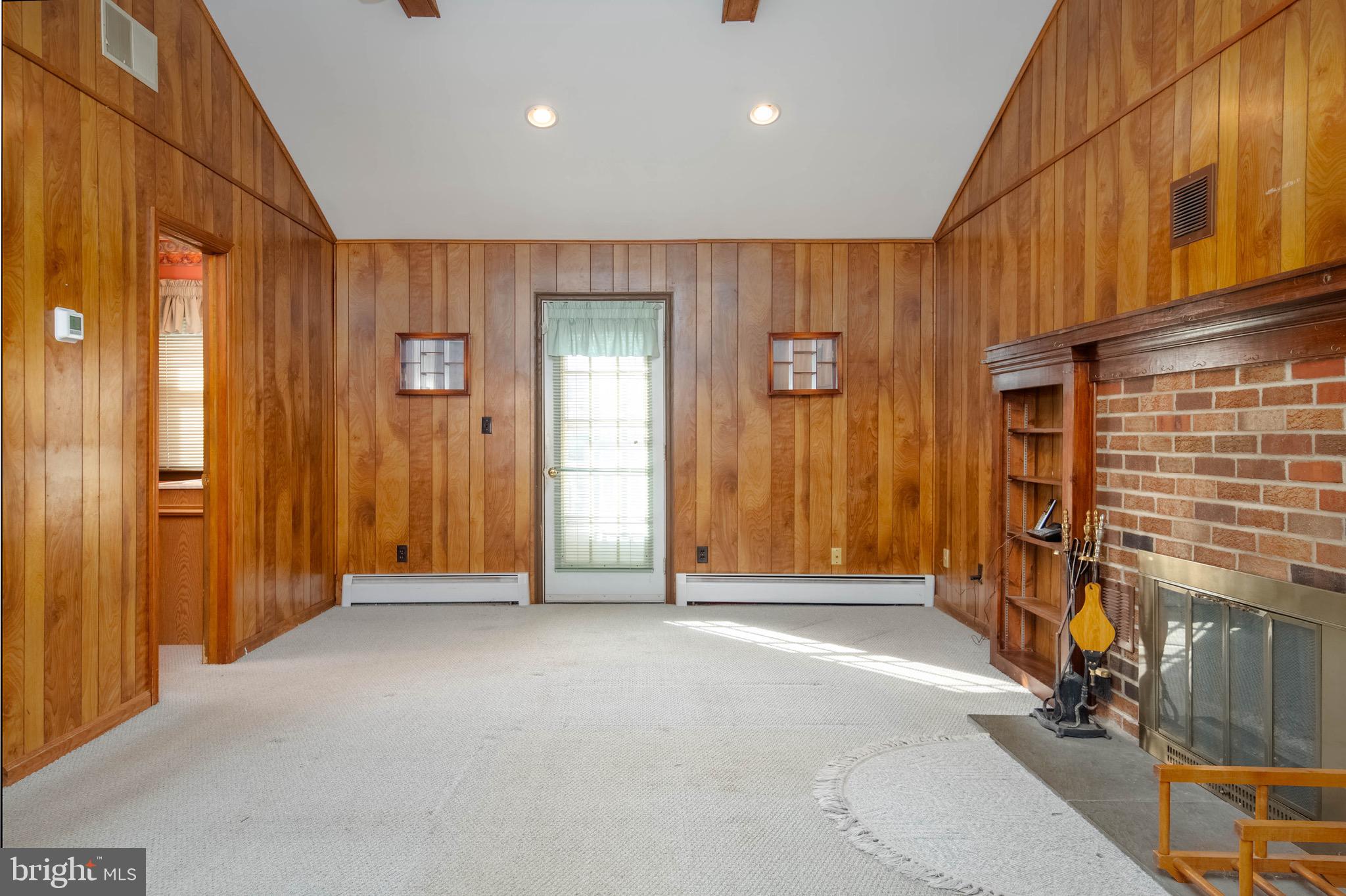 HILLSDALE - Residential