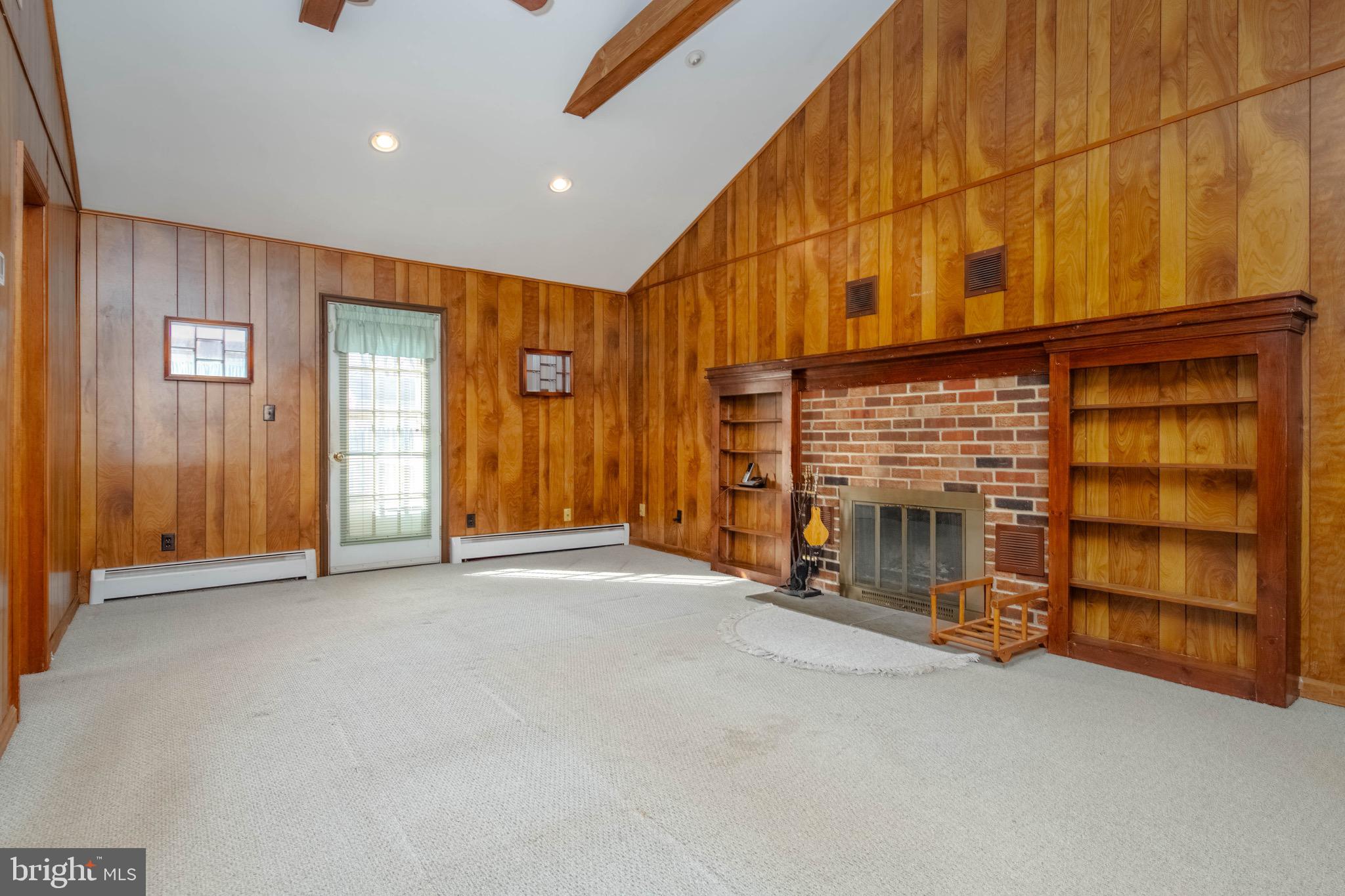 HILLSDALE - Residential