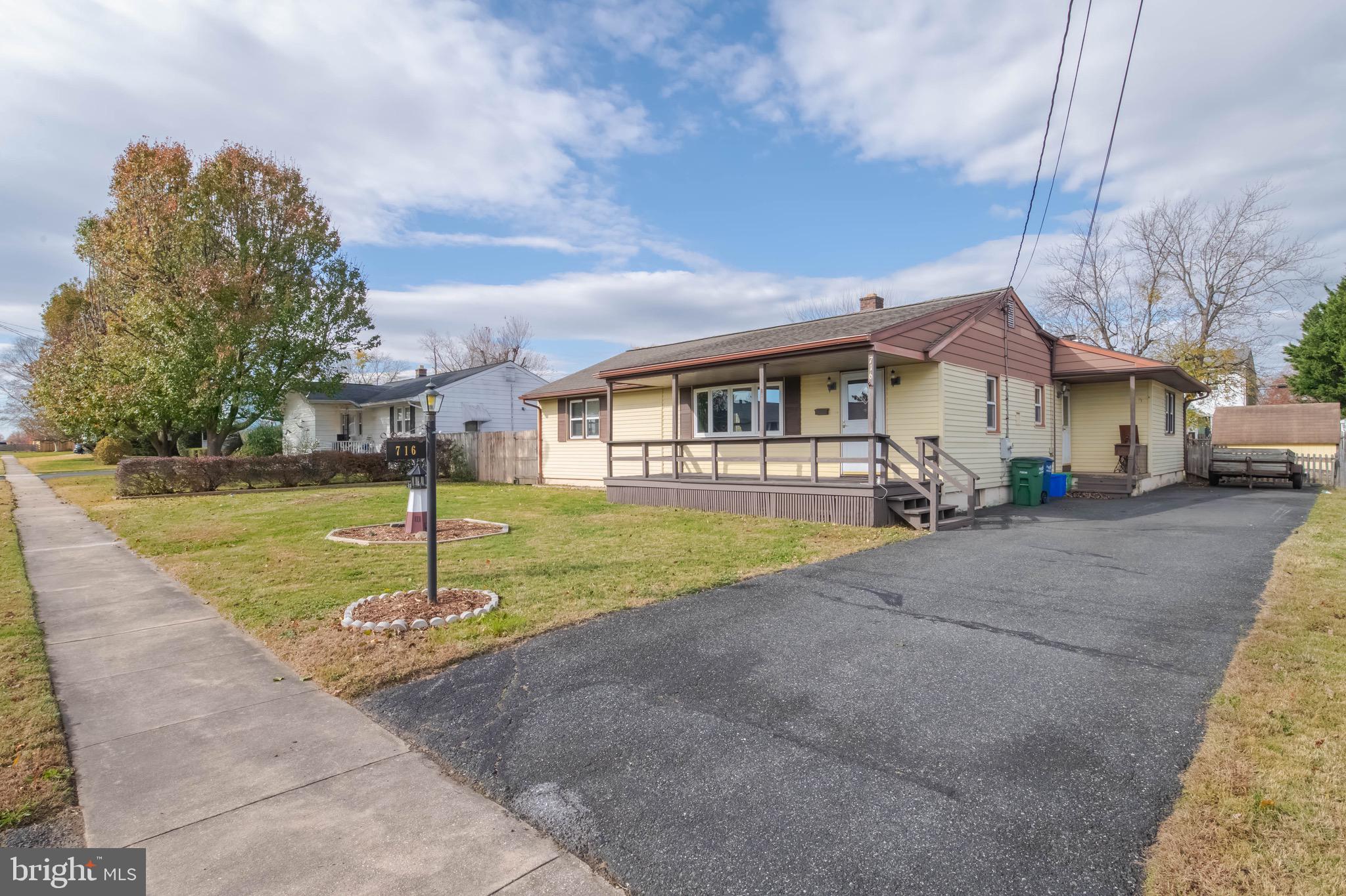 HILLSDALE - Residential