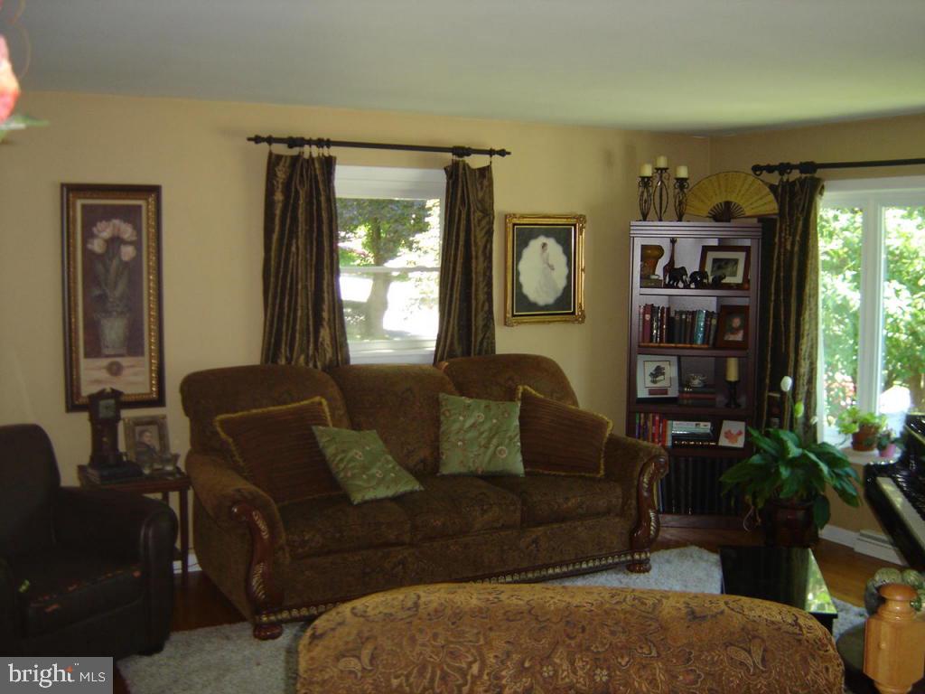 HAMILTON PARK - Residential