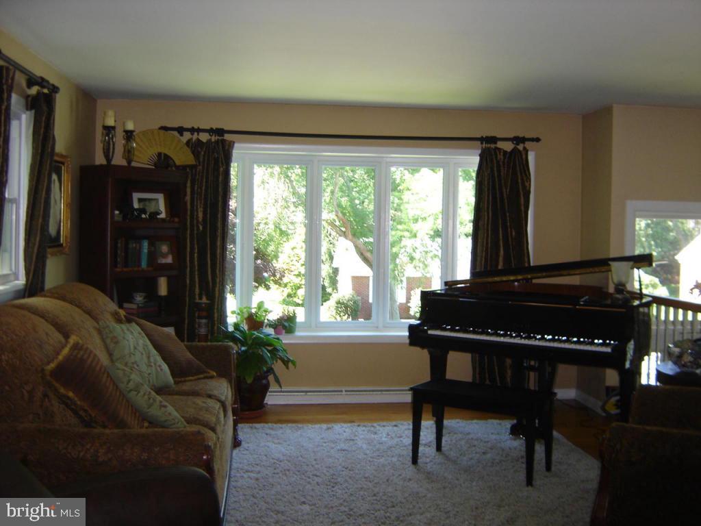 HAMILTON PARK - Residential