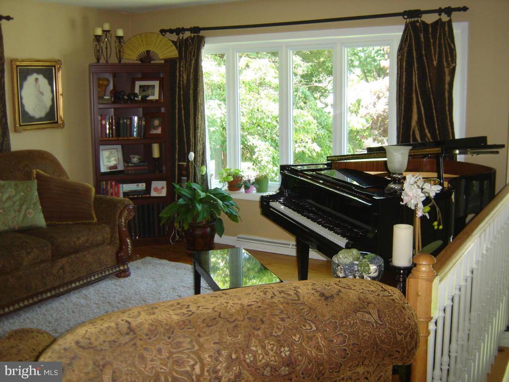 HAMILTON PARK - Residential