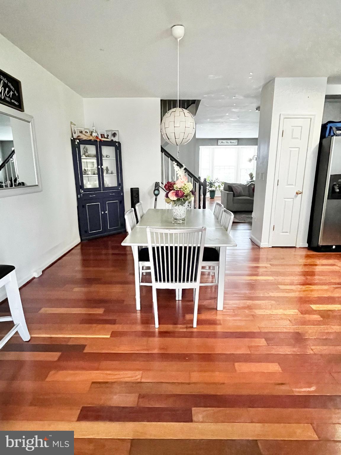 RIVER OAKS - Residential