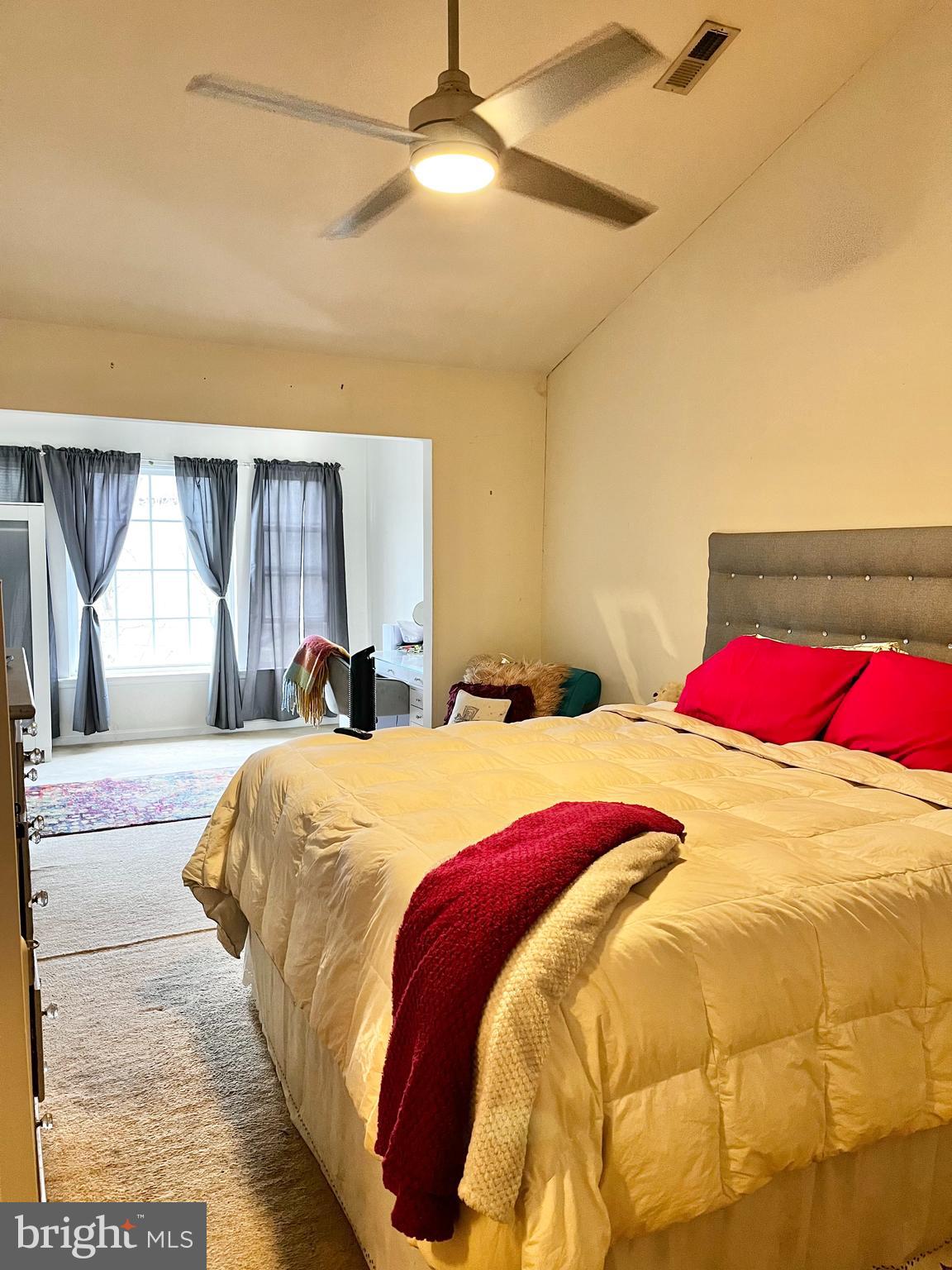 RIVER OAKS - Residential