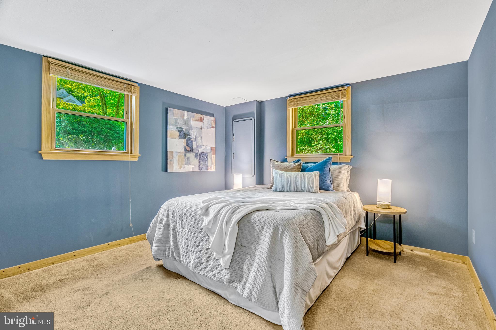 VIENNA WOODS - Residential