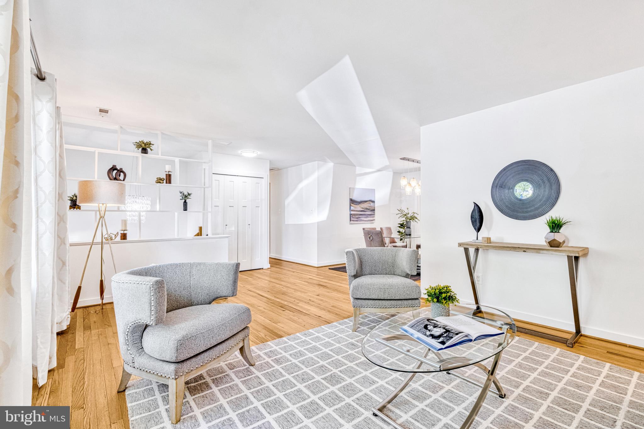 VIENNA WOODS - Residential