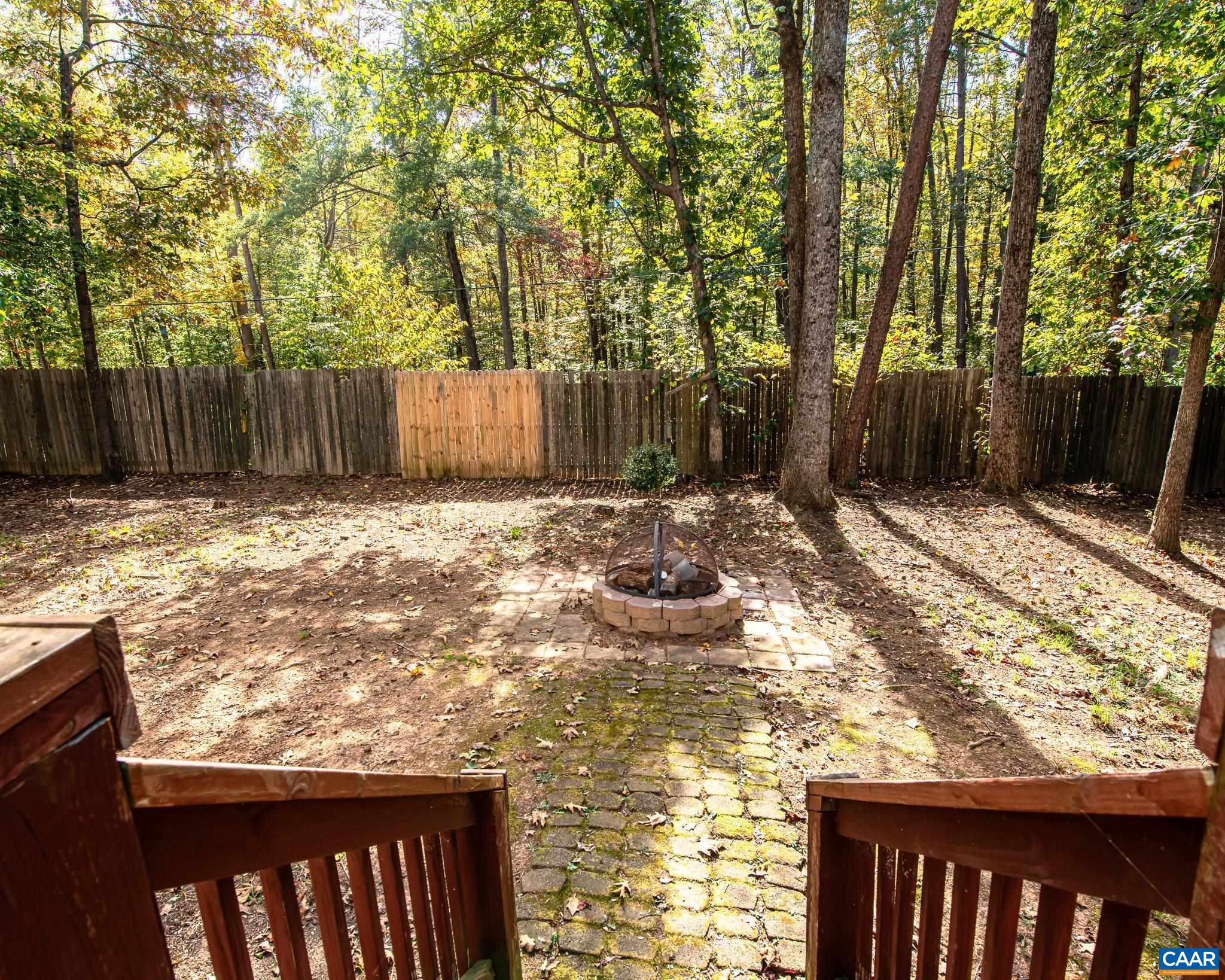 LAKE MONTICELLO - Residential