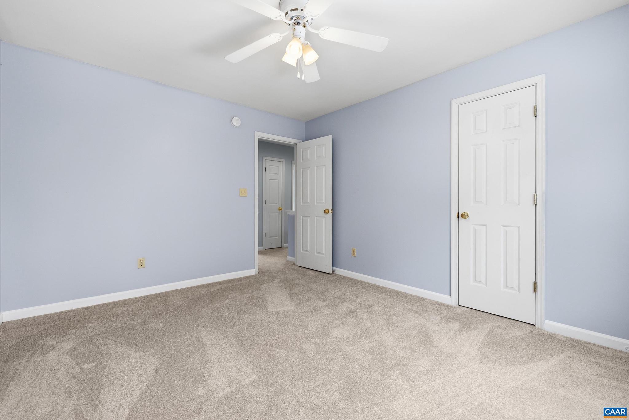 LAKE MONTICELLO - Residential