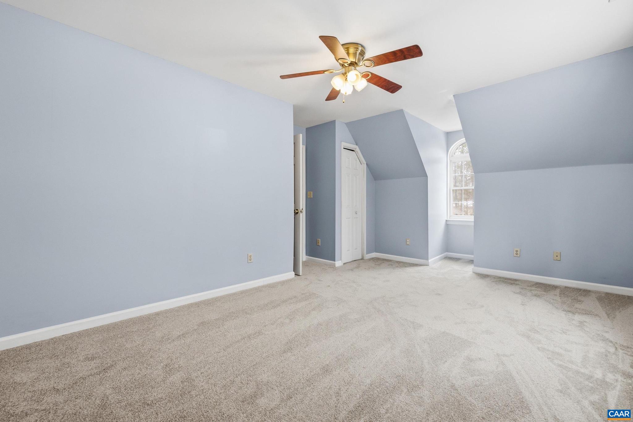 LAKE MONTICELLO - Residential