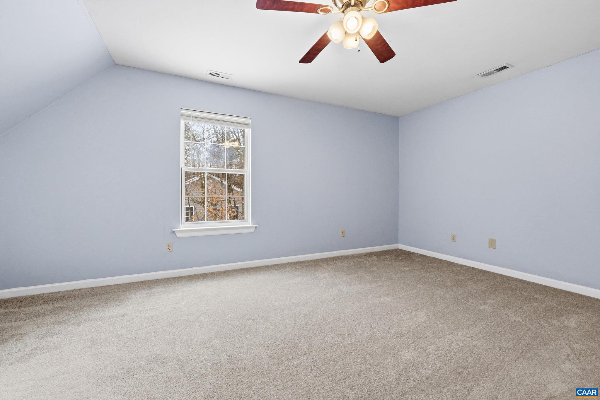 LAKE MONTICELLO - Residential