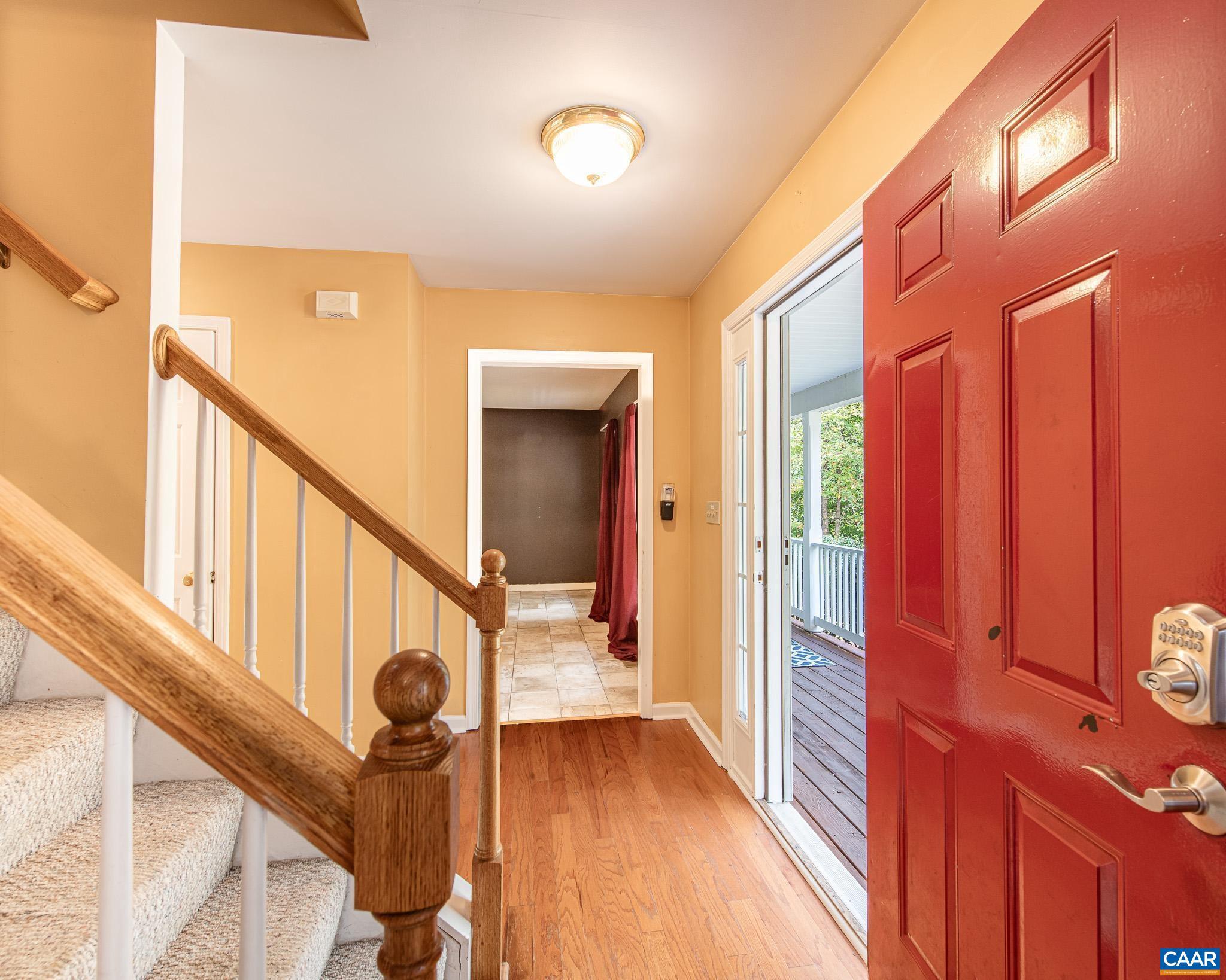 LAKE MONTICELLO - Residential