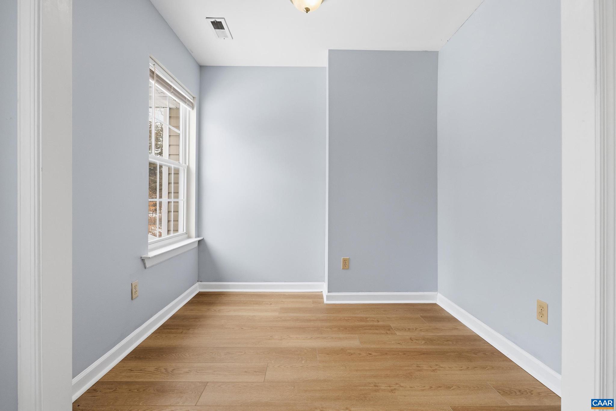 LAKE MONTICELLO - Residential