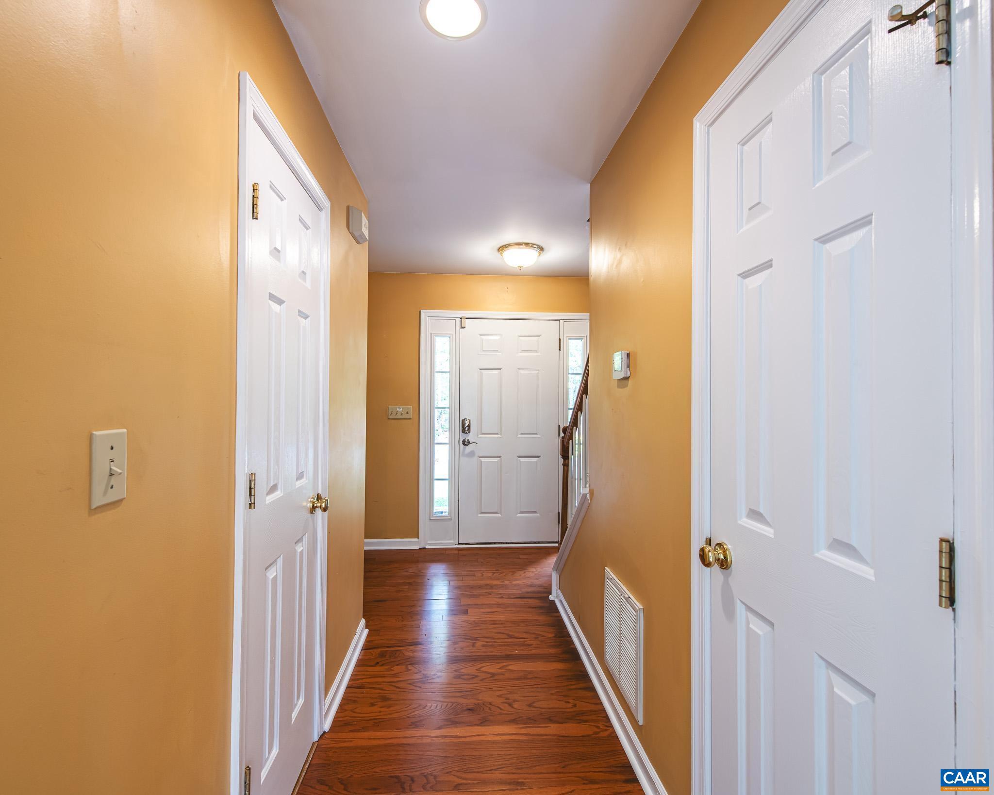 LAKE MONTICELLO - Residential