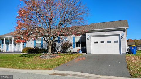 518 WEAVER DRIVE 518 DOVER DE 19901