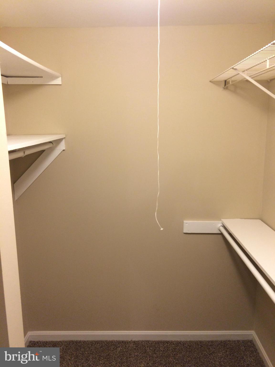 GREENHILLS - Residential Lease