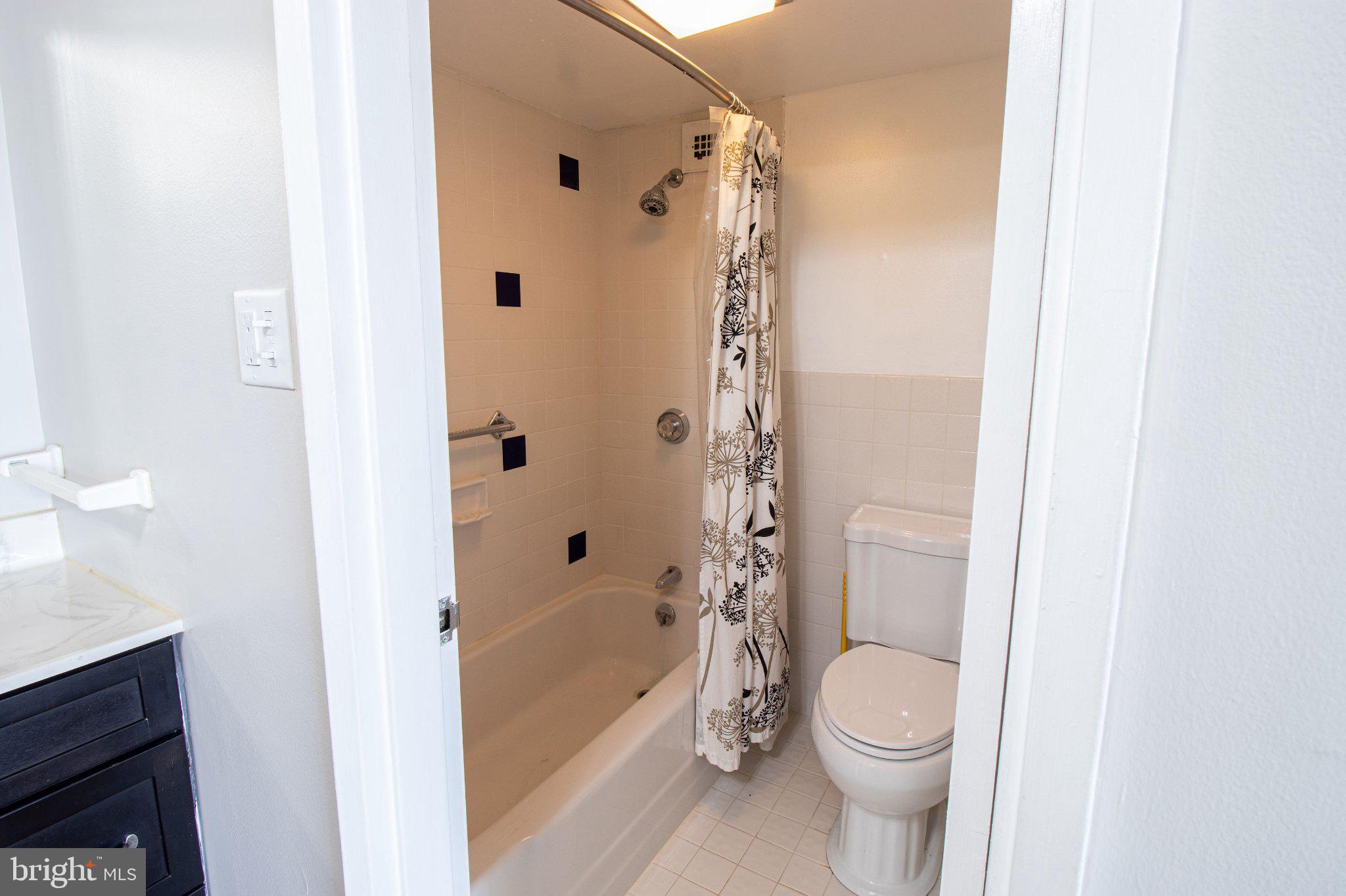 WYNNEFIELD HEIGHTS - Residential