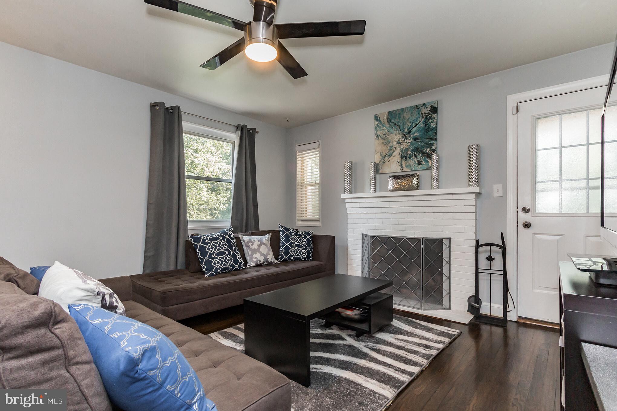 CAROLE HIGHLANDS - Residential