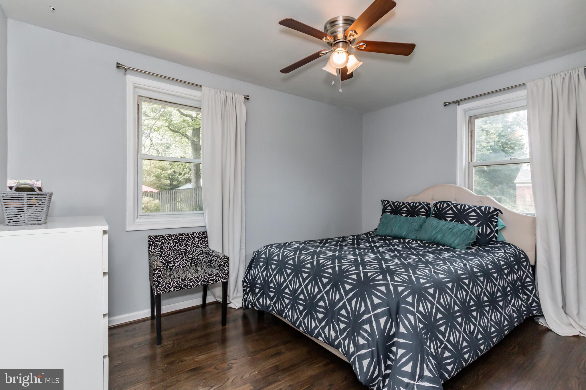 CAROLE HIGHLANDS - Residential