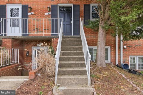 6149 STRASBURG DRIVE CENTREVILLE VA 20121