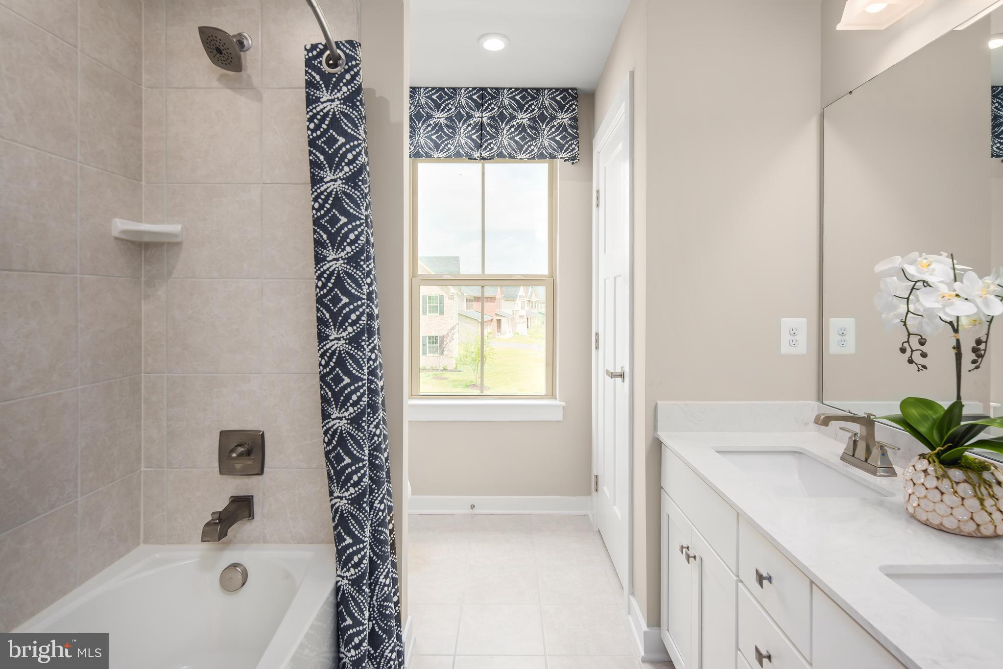 CANTER CREEK - Residential