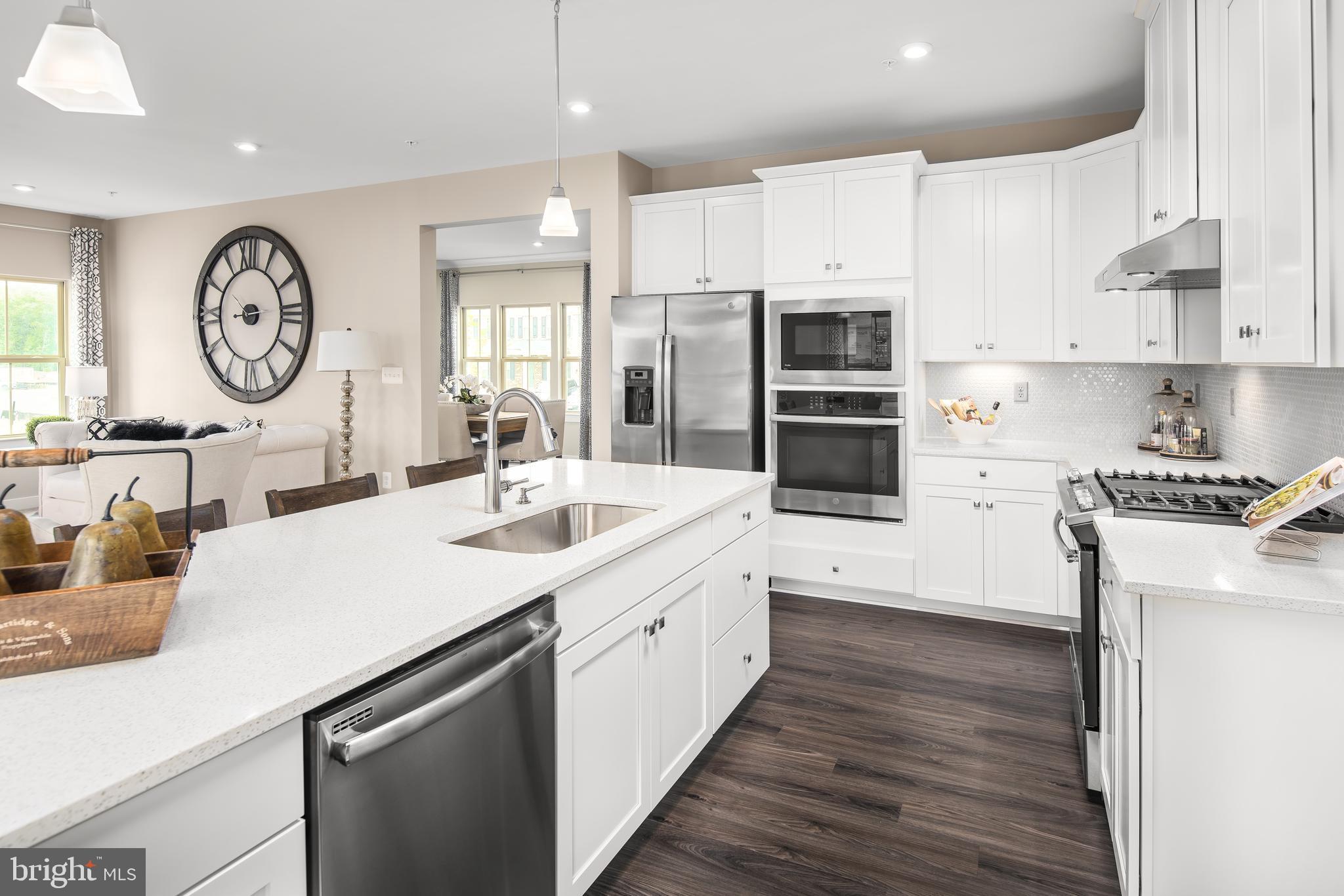 CANTER CREEK - Residential