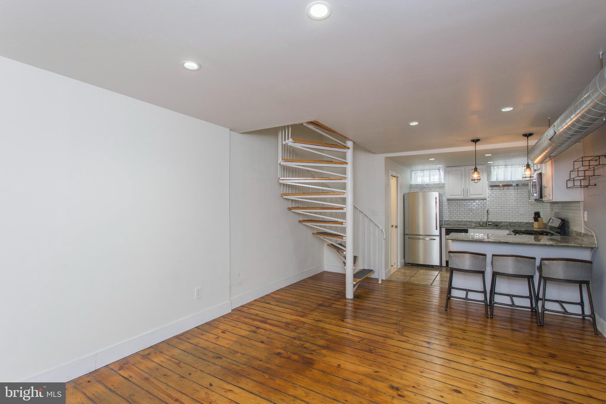 WASHINGTON SQ WEST - Residential