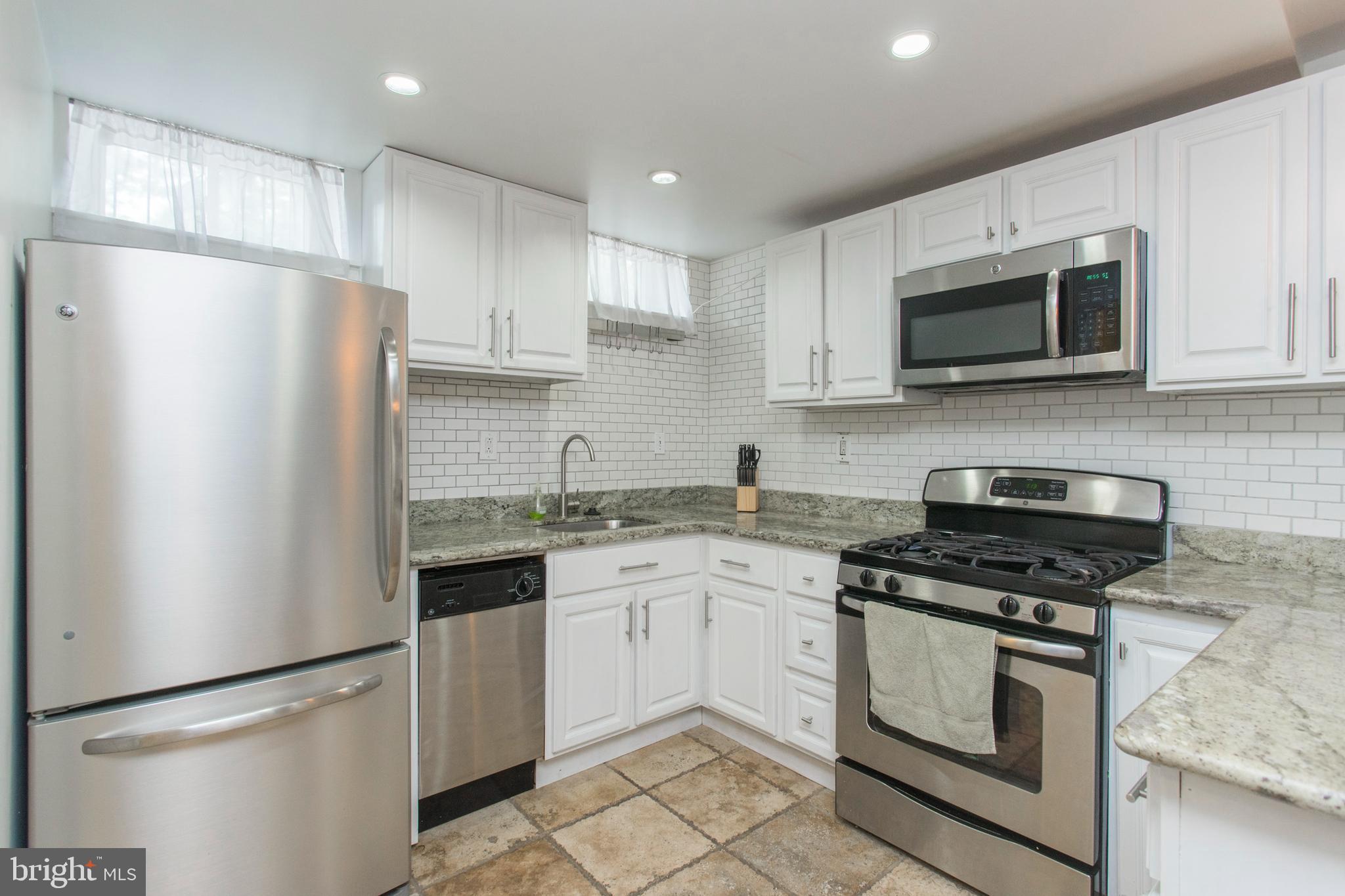 WASHINGTON SQ WEST - Residential